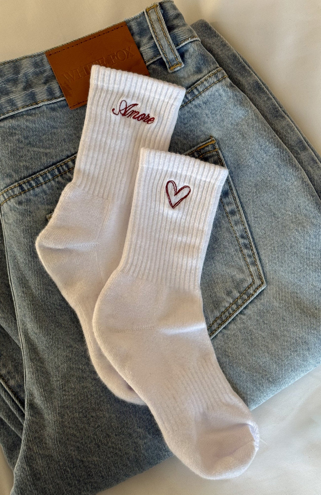 Amore Mio Socks White